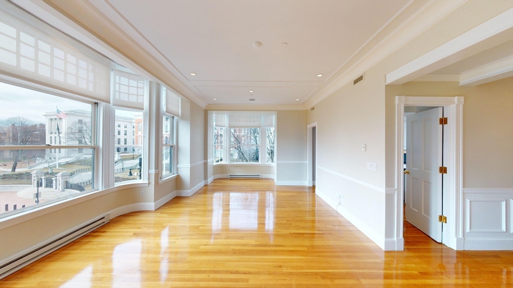 22 Beacon Street, Unit 3 Boston, MA 02108 - Photo 15 of 28 a view of an indoor swimming pool