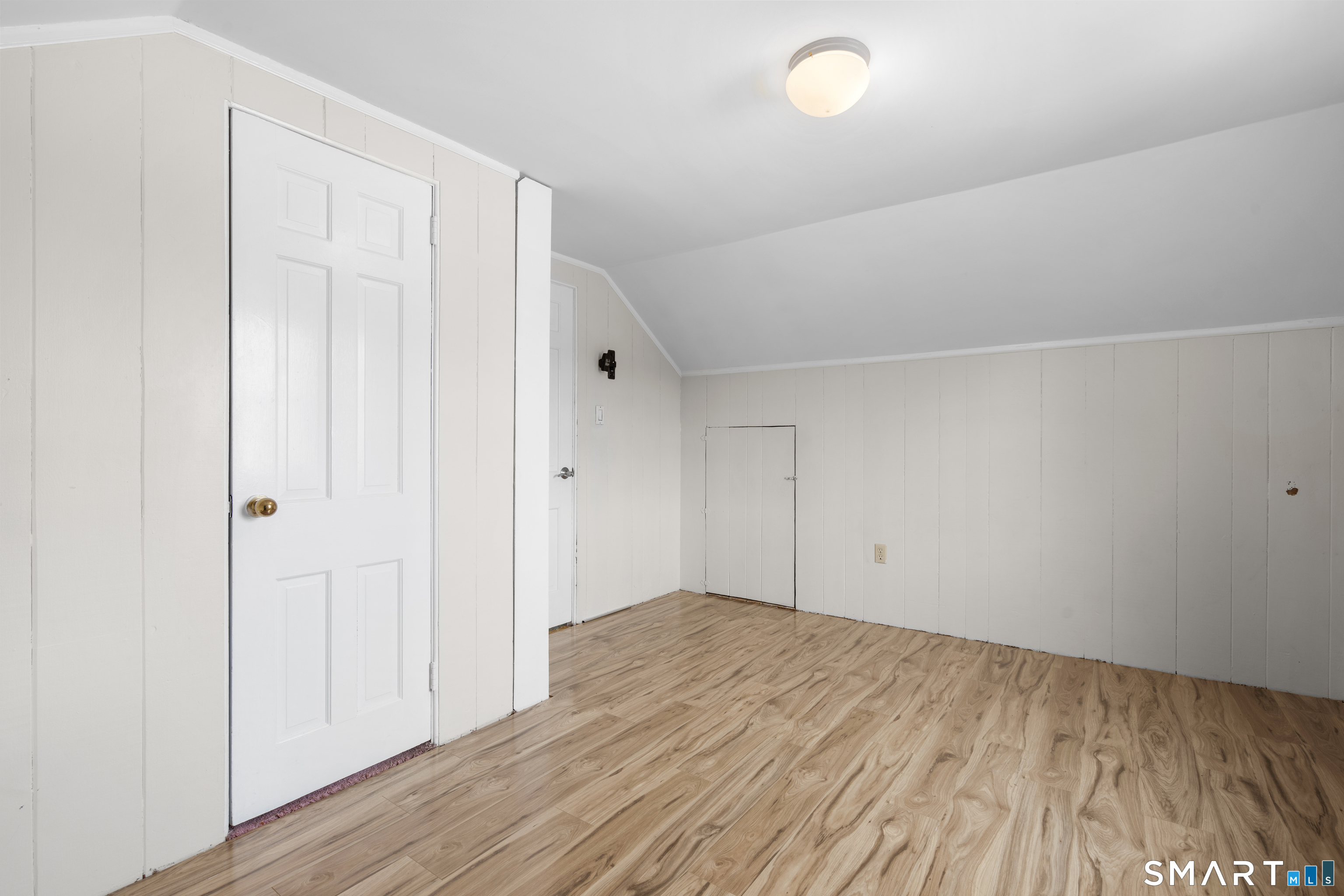 543 East Road Bristol, CT 06010 - Photo 13 of 19