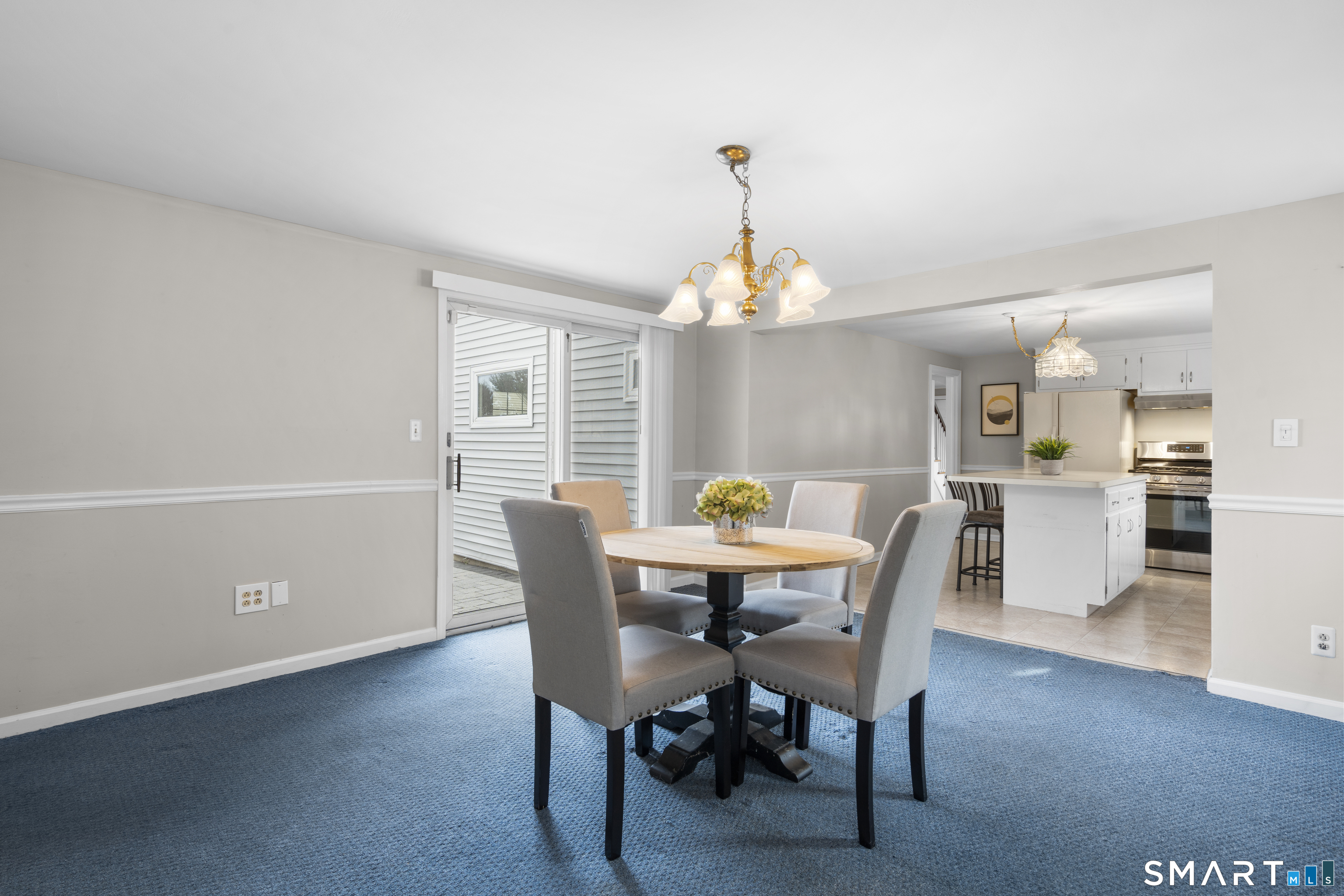 543 East Road Bristol, CT 06010 - Photo 6 of 19