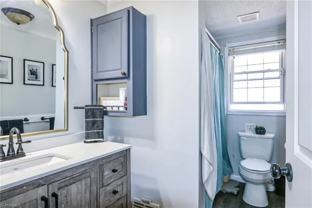 $299,900 | 1759 Grandview Drive, Sparta, NC 28675