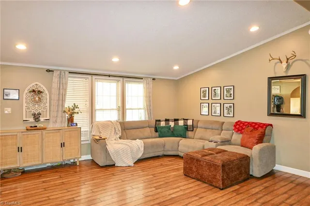 $299,900 | 1759 Grandview Drive, Sparta, NC 28675