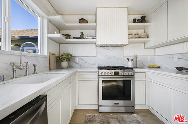 $1,494,000 | 1411 Armadale Avenue, Los Angeles, CA 90042