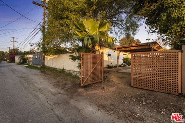$1,494,000 | 1411 Armadale Avenue, Los Angeles, CA 90042
