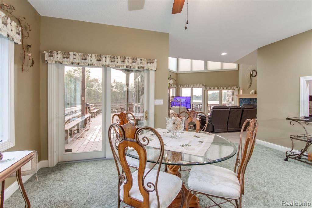 2349 Riverside Pointe Drive St. Joseph, MI 49085 - Photo 10 of 62