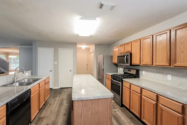 $1,945 | 6602 Bluebottle Lane, Katy, TX 77449