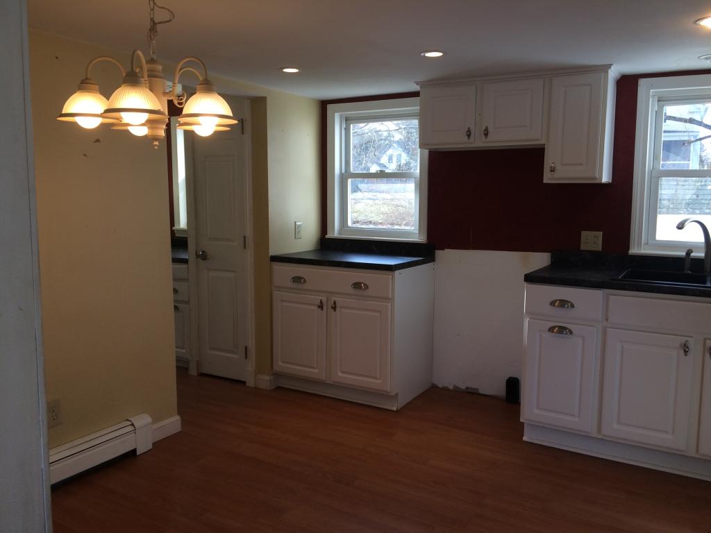 31 Green Street Rochester, NH 03868 - Photo 24 of 36