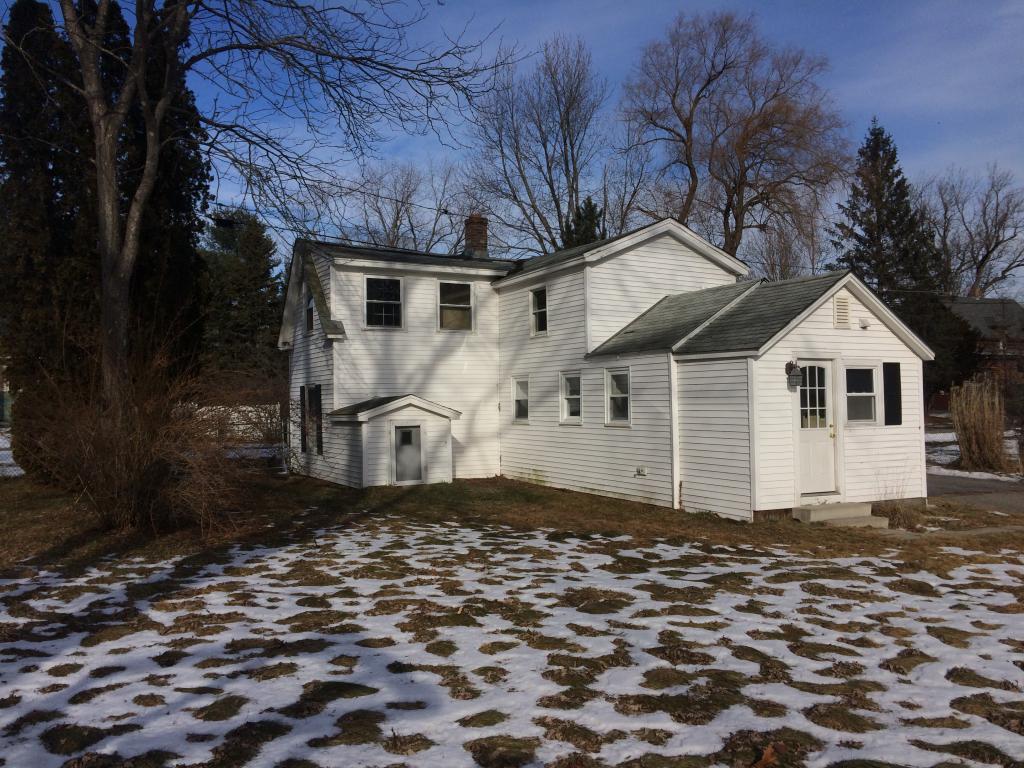 31 Green Street Rochester, NH 03868 - Photo 10 of 36