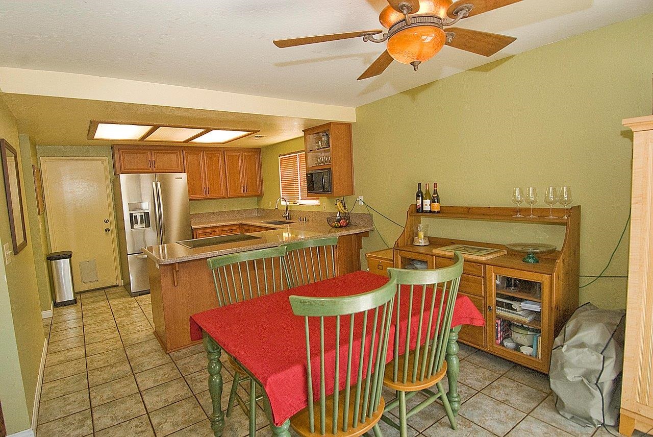303 Lion Valley Road Escondido, CA 92027 - Photo 10 of 23 Gallery Image 10