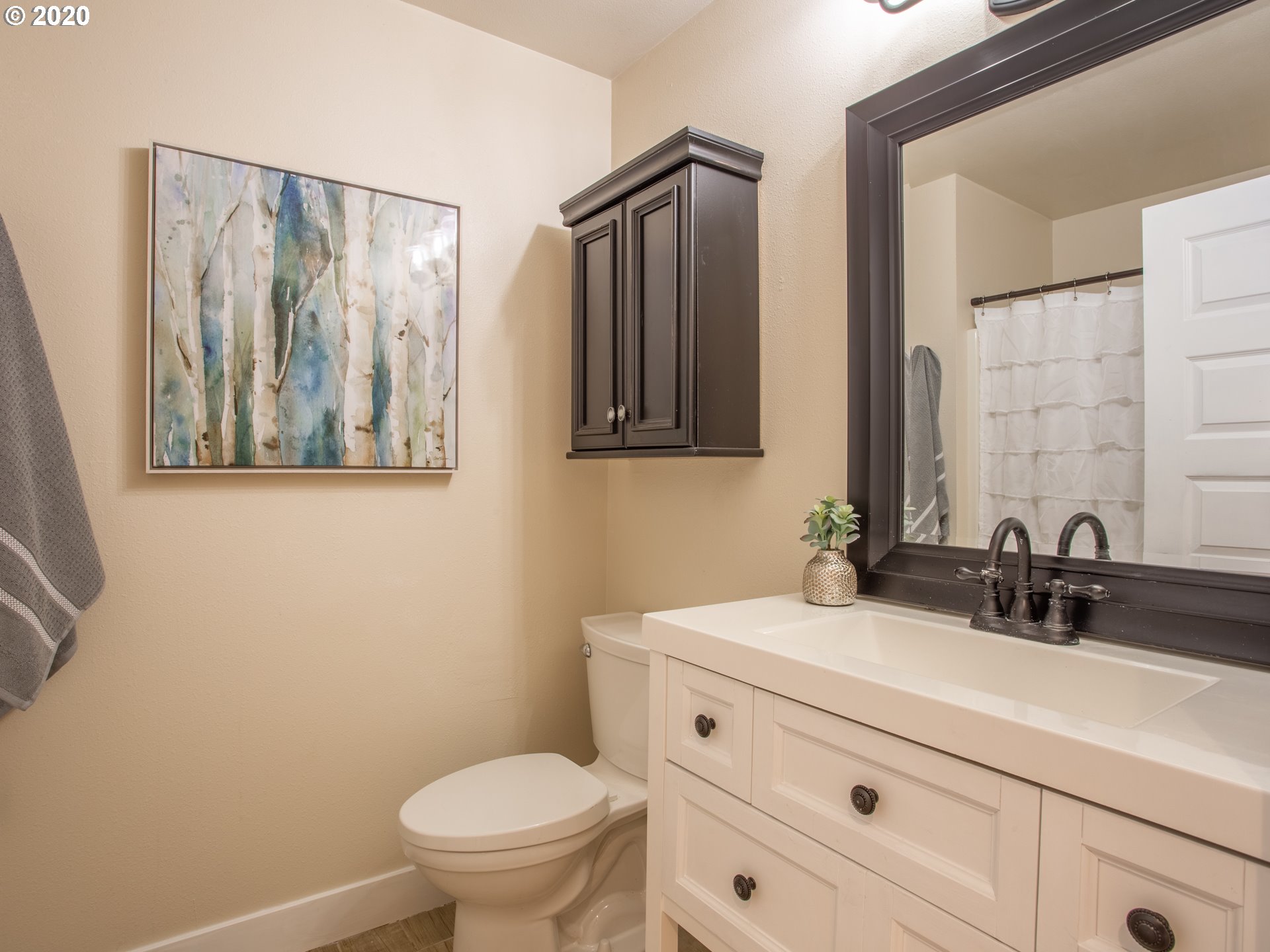 19580 Southwest Gassner Road Beaverton, OR 97007 - Photo 22 of 31 Gallery Image 22