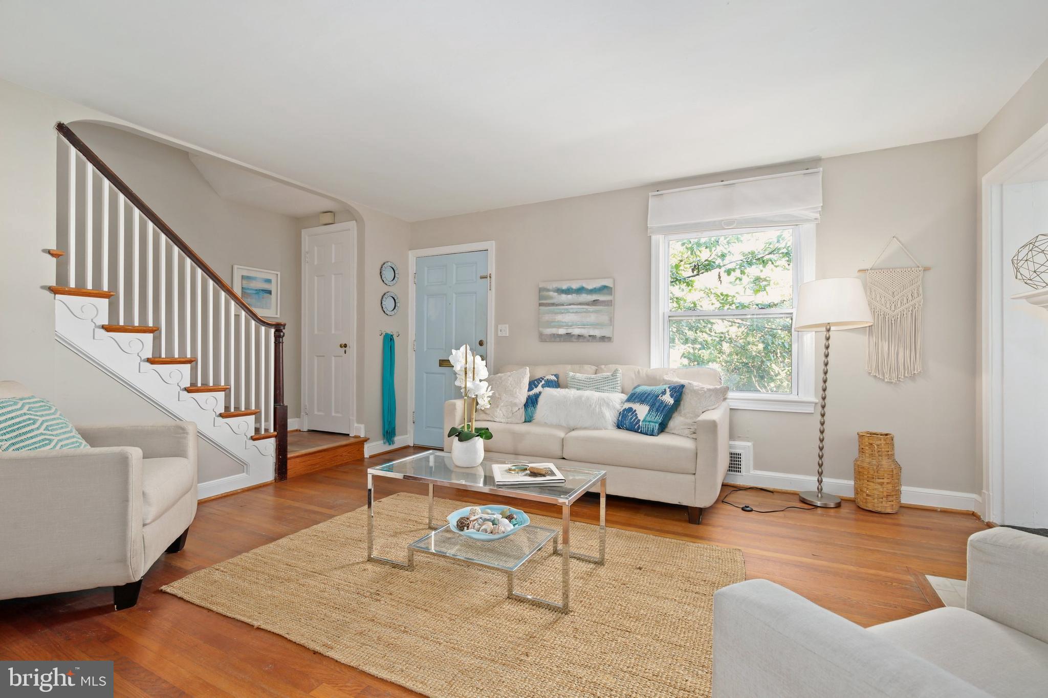 632 Wayne Avenue Silver Spring, MD 20910 - Photo 4 of 46 Gallery Image 4