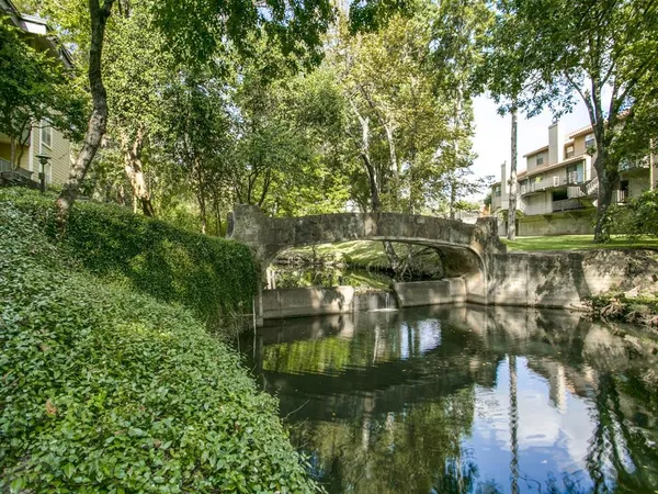 $1,695 | 4845 Cedar Springs Road, Unit 368, Dallas, TX 75219