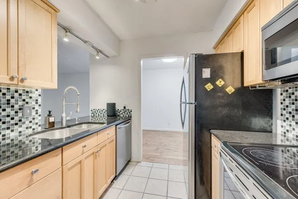 $1,695 | 4845 Cedar Springs Road, Unit 368, Dallas, TX 75219