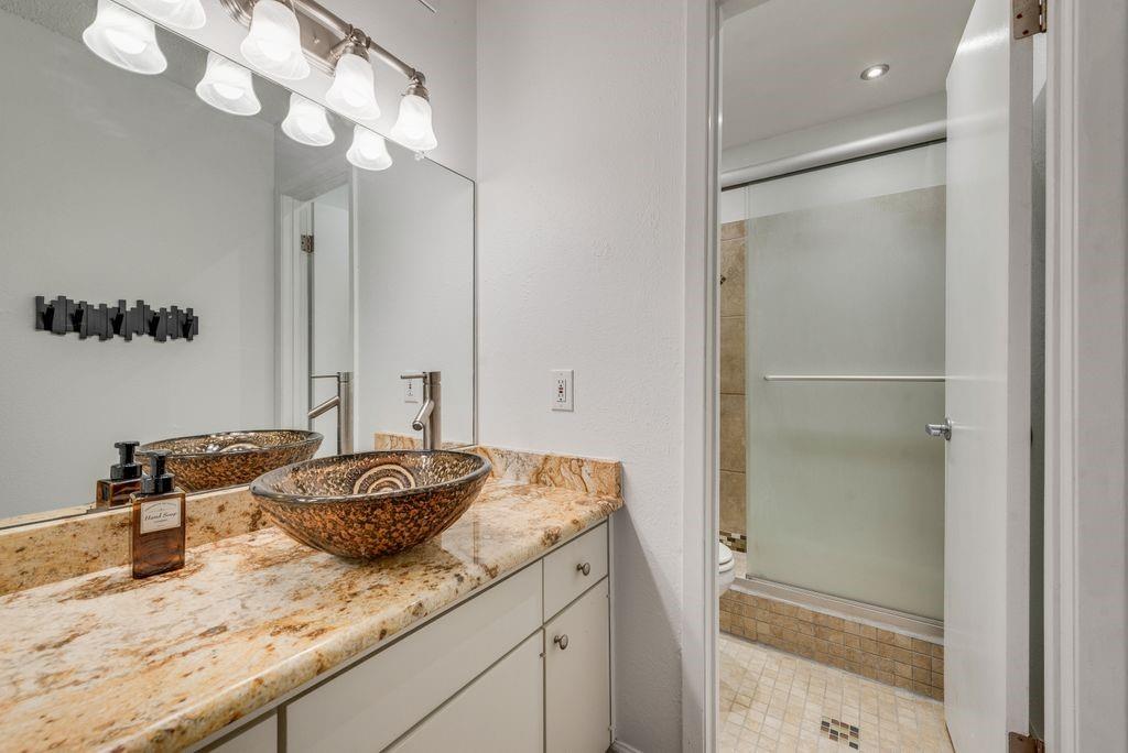 4845 Cedar Springs Road, Unit 368 Dallas, TX 75219 - Photo 8 of 25