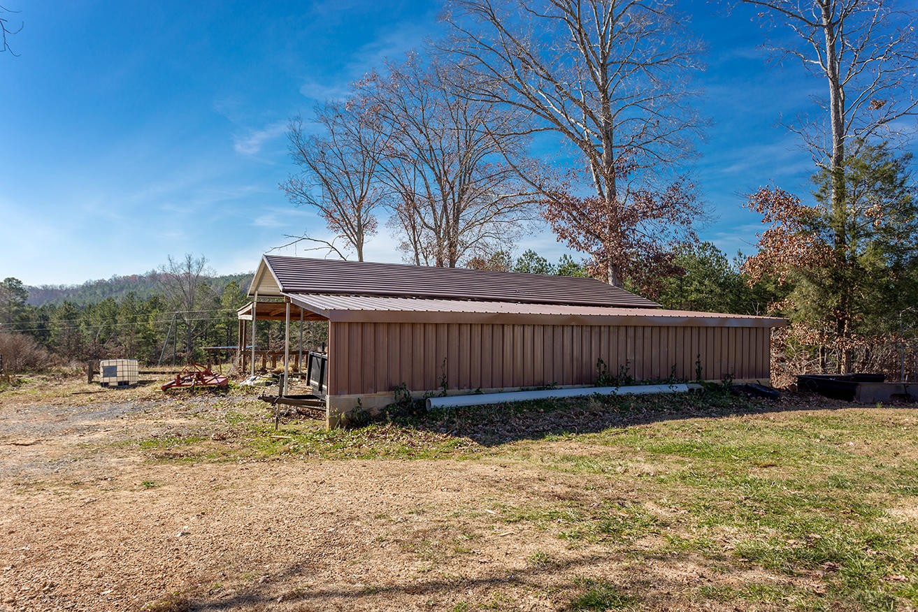 4799 Ross Road Philadelphia, TN 37846 - Photo 29 of 31 a view of a yard with wooden fence