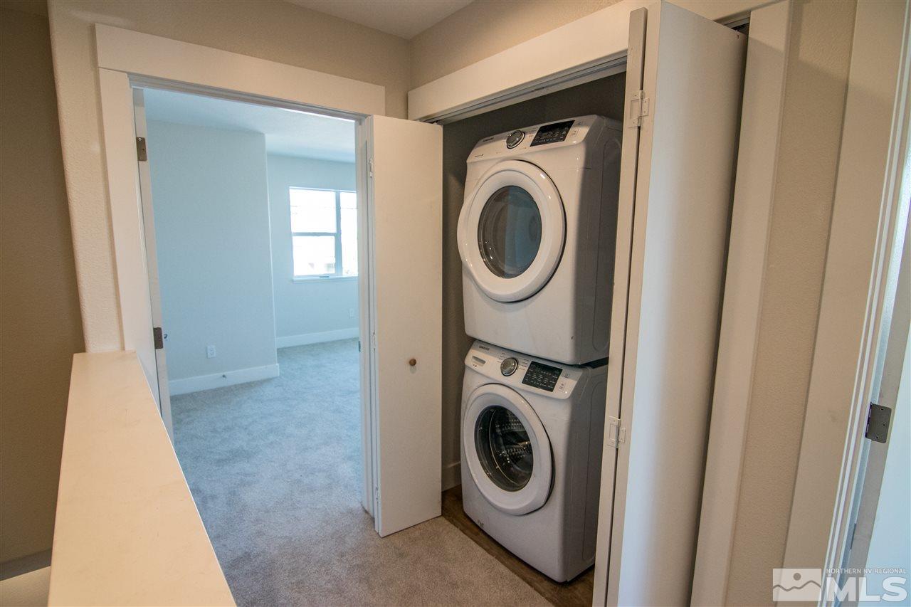 40 Park Street Reno, NV 89502 - Photo 5 of 16 a utility room with dryer and washer