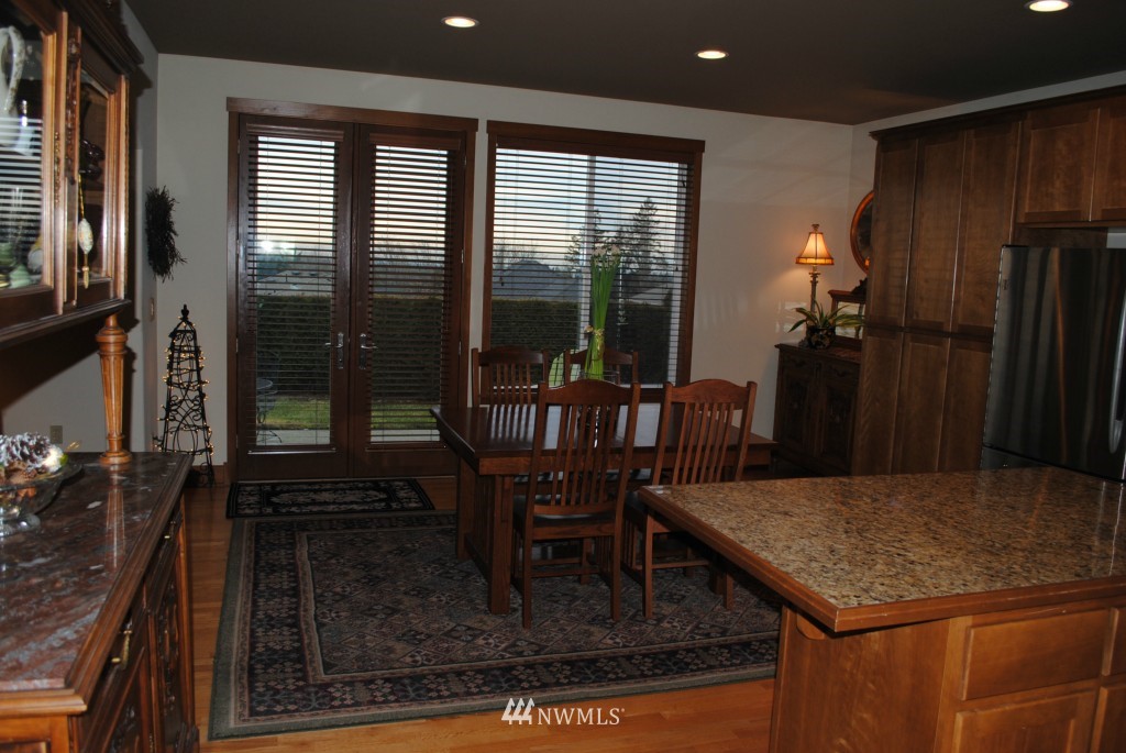 16735 166th Place Southeast Renton, WA 98058 - Photo 3 of 11 Gallery Image 3