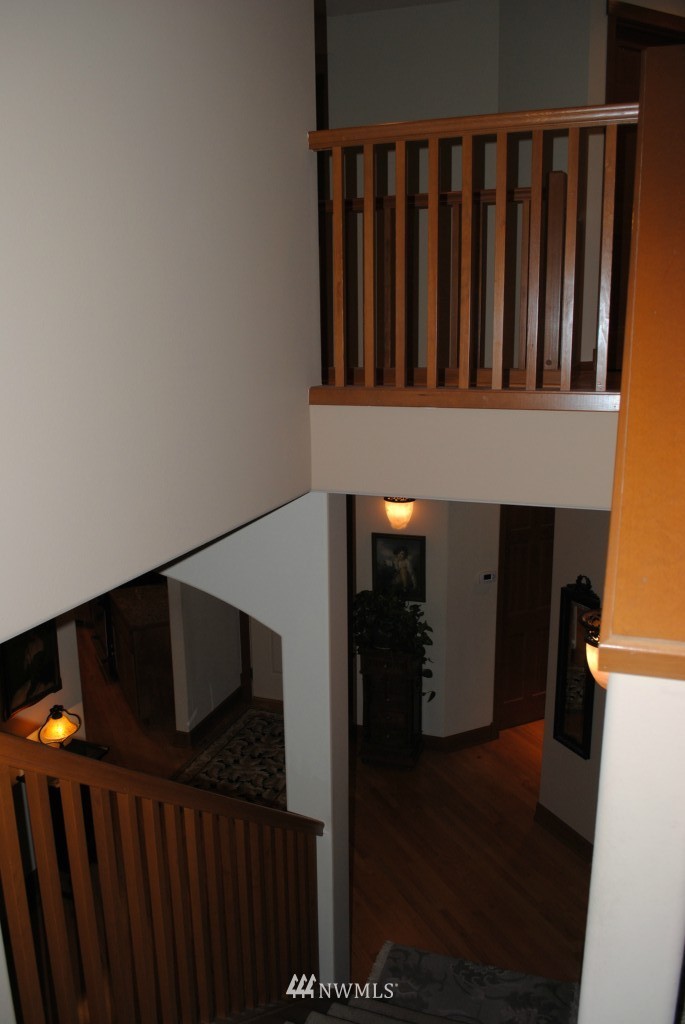 16735 166th Place Southeast Renton, WA 98058 - Photo 5 of 11 Gallery Image 5
