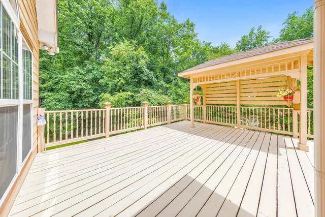 $750,000 | 915 Chipley Court Northeast, Marietta, GA 30062