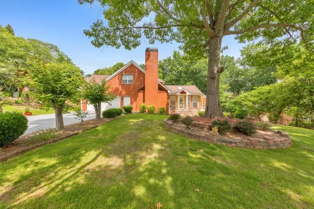 $750,000 | 915 Chipley Court Northeast, Marietta, GA 30062