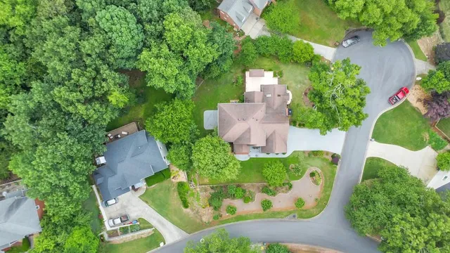 $750,000 | 915 Chipley Court Northeast, Marietta, GA 30062