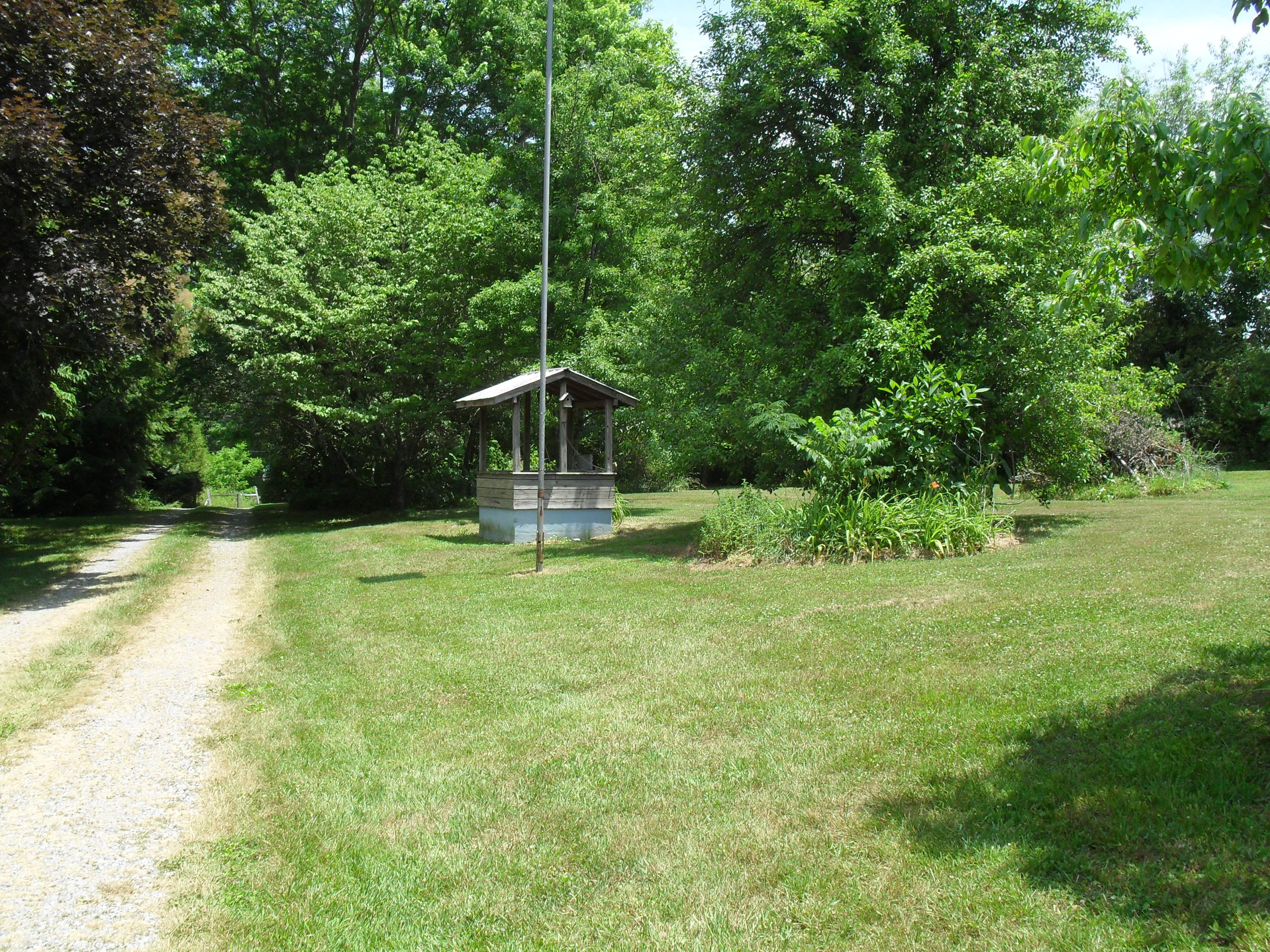 2702 Poe Road Soddy Daisy, TN 37379 - Photo 41 of 74 SDC14010