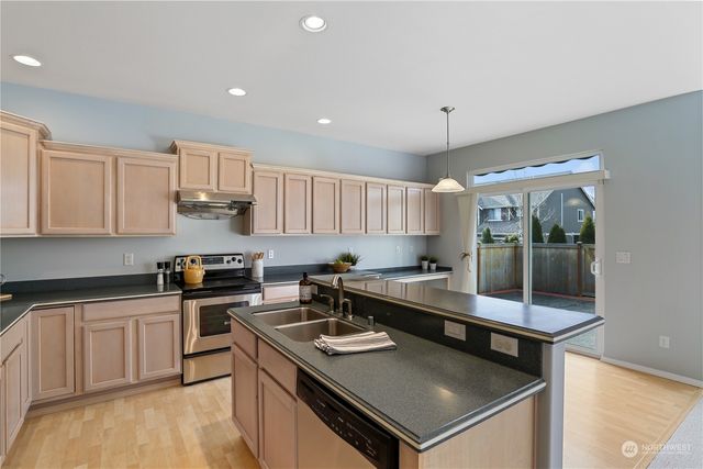 $1,386,188 | 671 Pasco Place Northeast, Renton, WA 98059