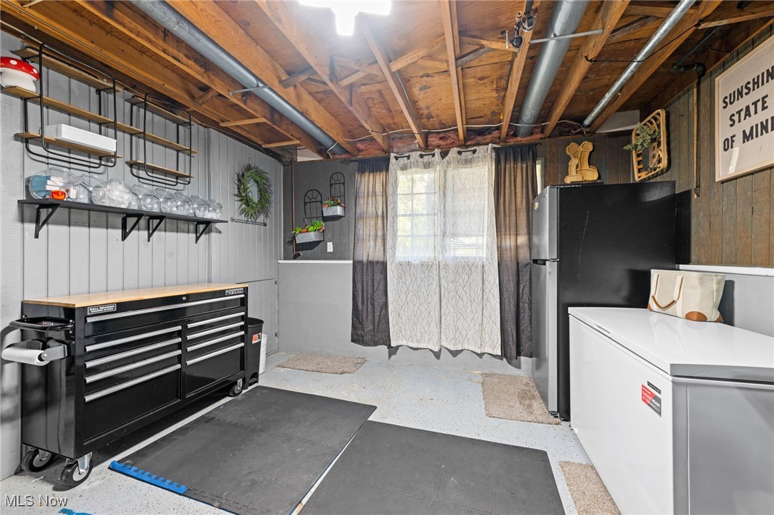 7084 Lake Road East Madison, OH 44057 - Photo 24 of 39 Gallery Image 24