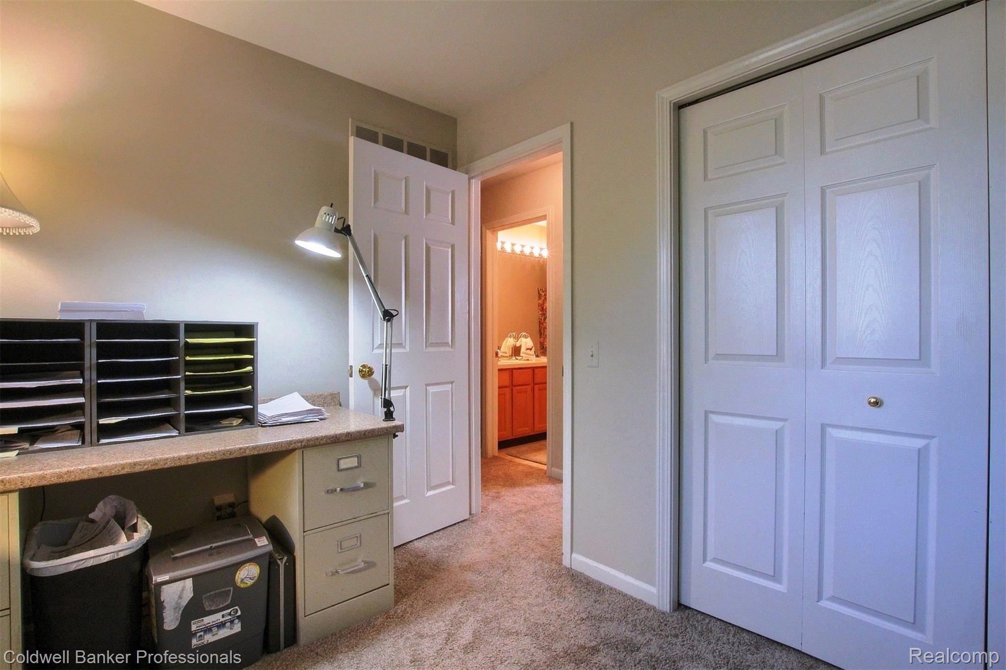 6742 Carlton Road Canton, MI 48187 - Photo 28 of 38 4th bedroom view #2