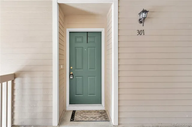 $425,000 | 8456 South Hoyt Way, Unit 301, Littleton, CO 80128