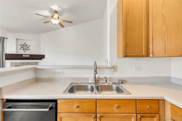 $425,000 | 8456 South Hoyt Way, Unit 301, Littleton, CO 80128