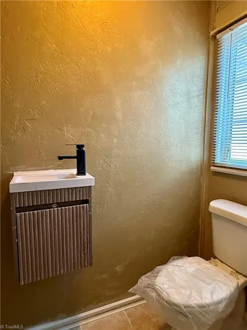 $180,000 | 413 Greenwood Drive, High Point, NC 27262