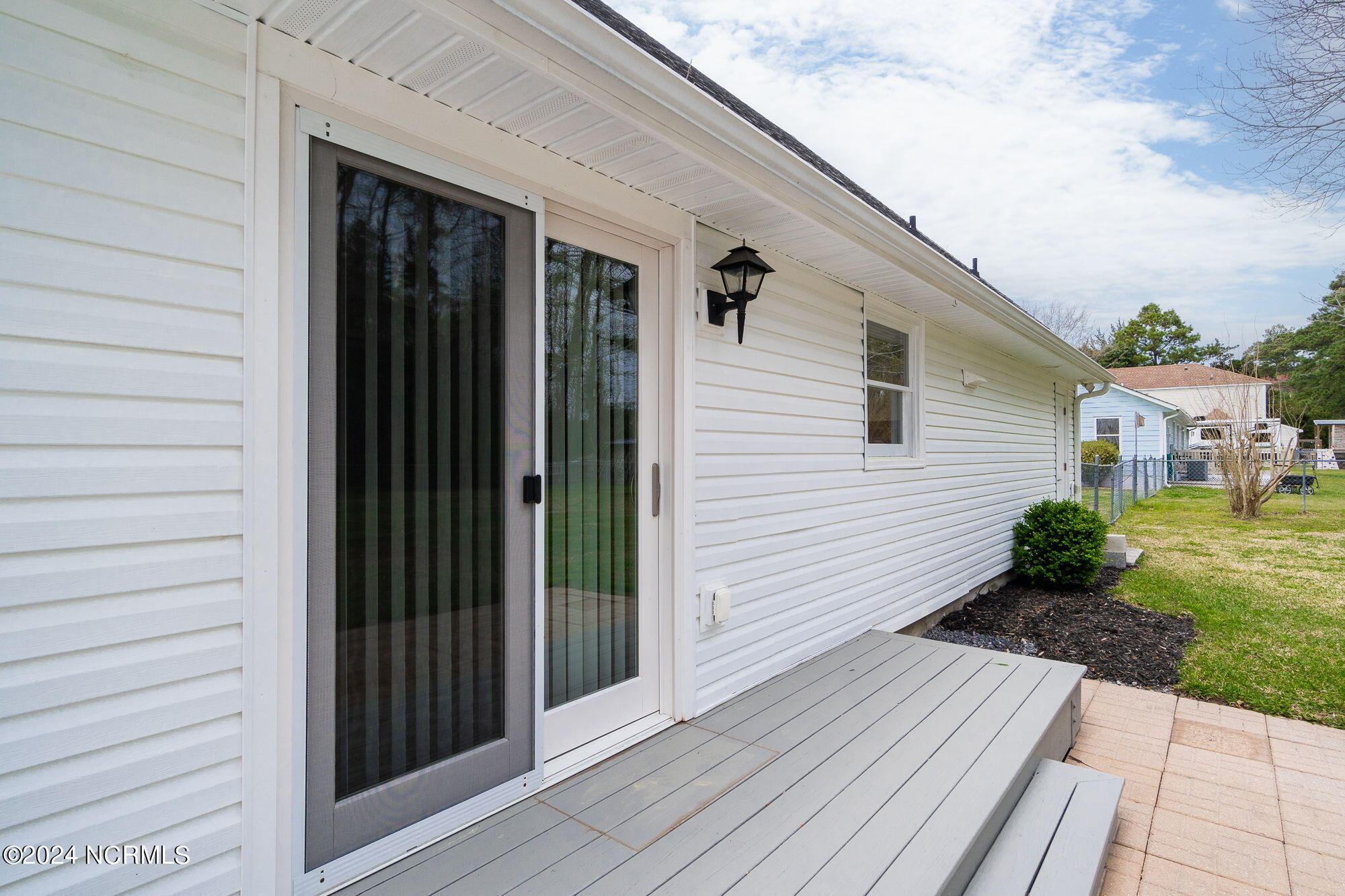 800 Barbour Road Morehead City, NC 28557 - Photo 29 of 36 29-web-or-mls-800-barbour-rd-29
