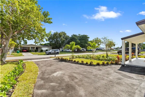 $5,300 | 15920 Northwest 17th Court, Miami Gardens, FL 33054