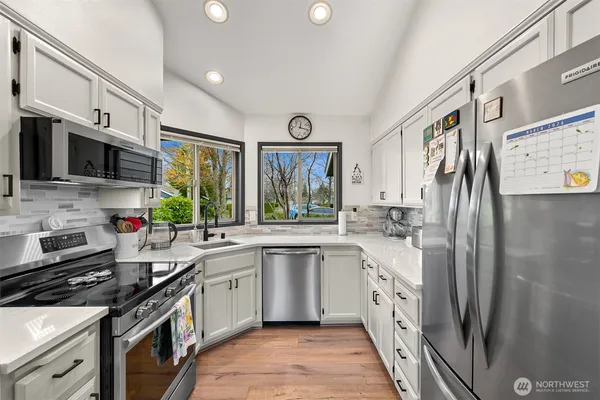 $595,000 | 4858 North Village Lane, Unit A, Bellingham, WA 98226