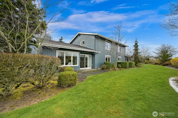 $595,000 | 4858 North Village Lane, Unit A, Bellingham, WA 98226