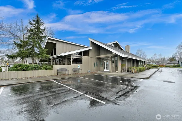 $595,000 | 4858 North Village Lane, Unit A, Bellingham, WA 98226