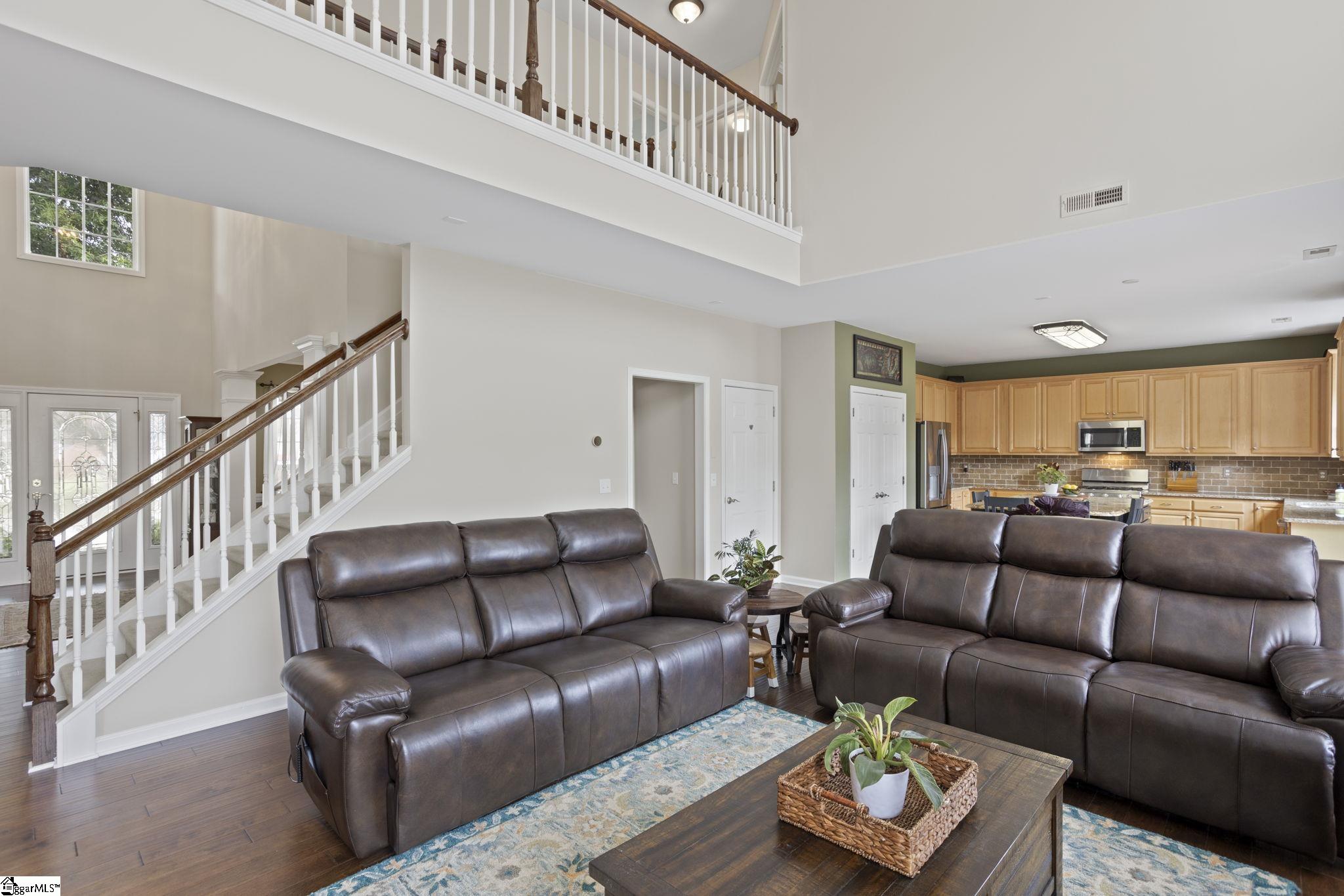210 Ackerman Court Greenville, SC 29607 - Photo 12 of 36 Gallery Image 12