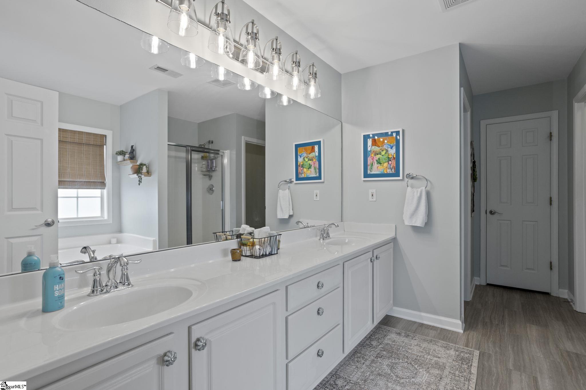 210 Ackerman Court Greenville, SC 29607 - Photo 19 of 36 Gallery Image 19