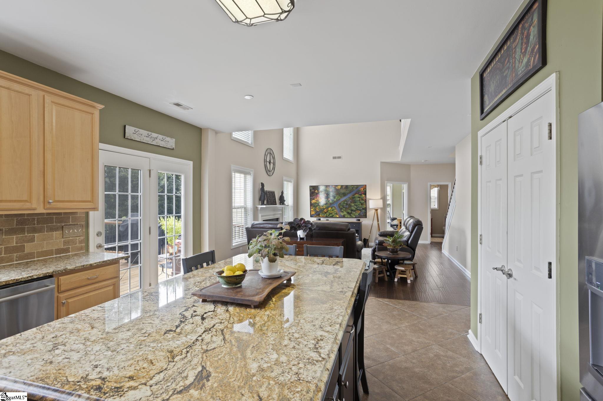 210 Ackerman Court Greenville, SC 29607 - Photo 2 of 36 Gallery Image 2