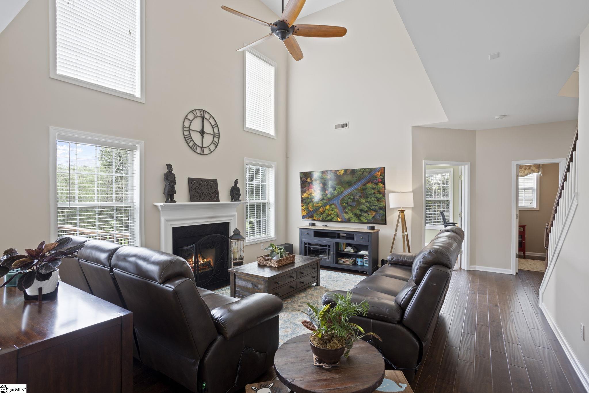 210 Ackerman Court Greenville, SC 29607 - Photo 3 of 36 Gallery Image 3