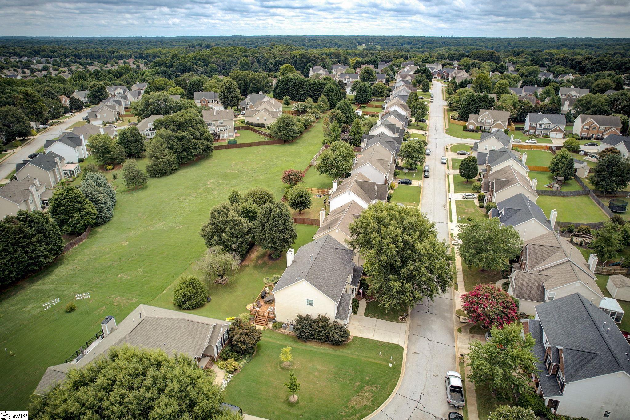 210 Ackerman Court Greenville, SC 29607 - Photo 33 of 36 Gallery Image 33