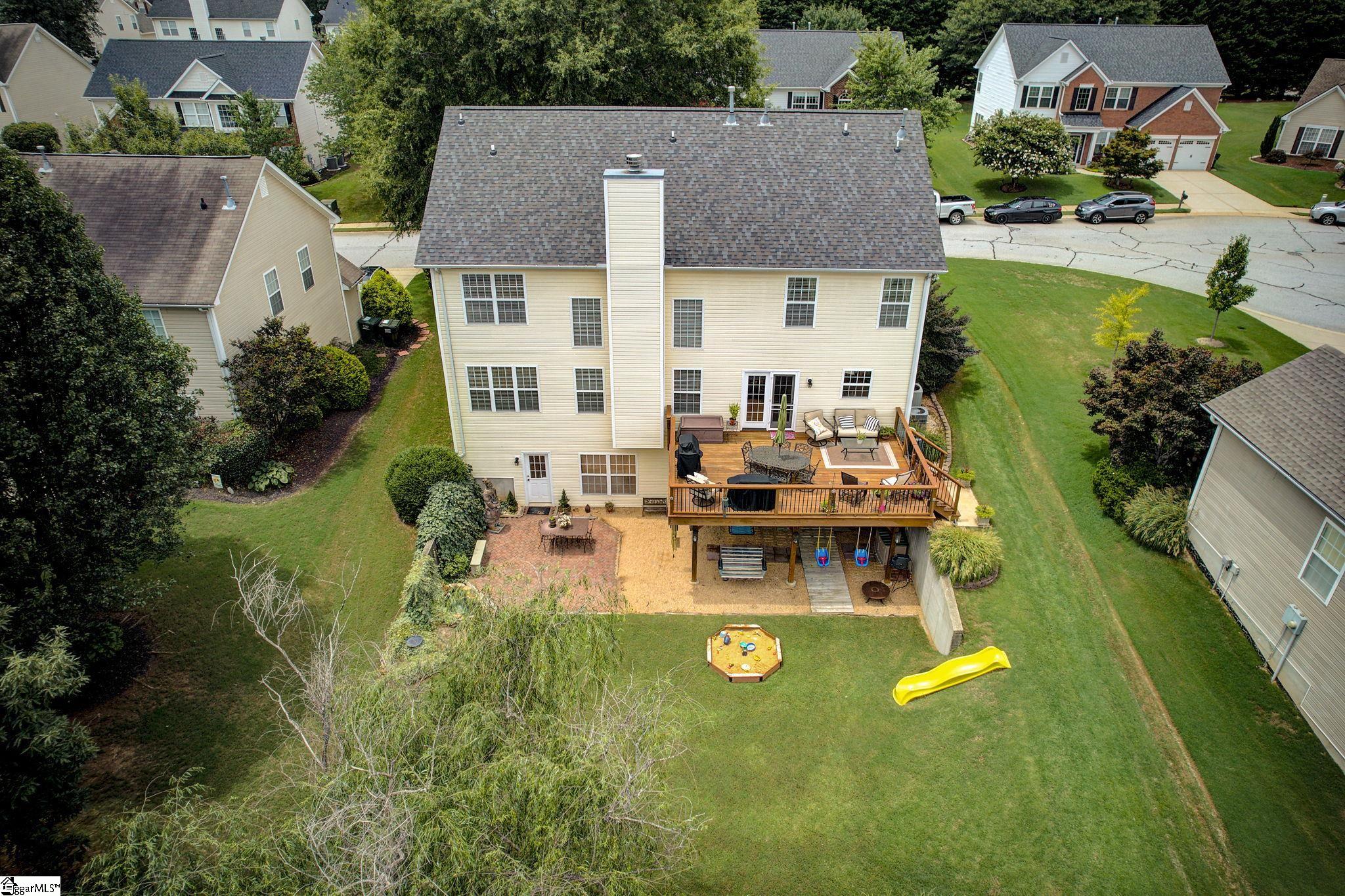 210 Ackerman Court Greenville, SC 29607 - Photo 4 of 36 Gallery Image 4