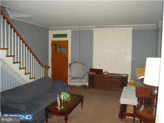 933 Robeson Street Reading, PA 19604 - Photo 3 of 11 Gallery Image 3
