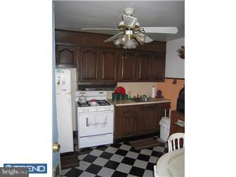933 Robeson Street Reading, PA 19604 - Photo 10 of 11 Gallery Image 10