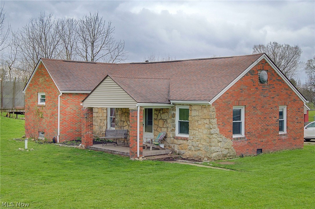 6217 Navarre Road Southwest Canton, OH 44706 - Photo 4 of 22 Gallery Image 4