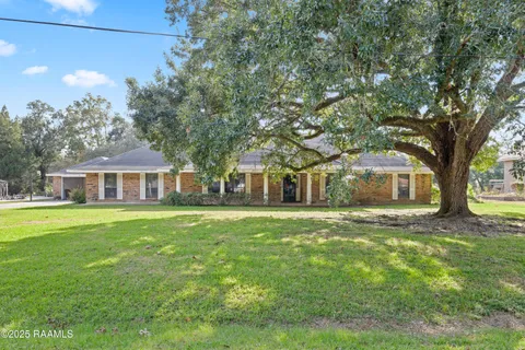 $200,000 | 716 Interlaken Drive, New Iberia, LA 70563