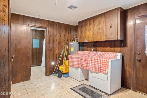 $200,000 | 716 Interlaken Drive, New Iberia, LA 70563