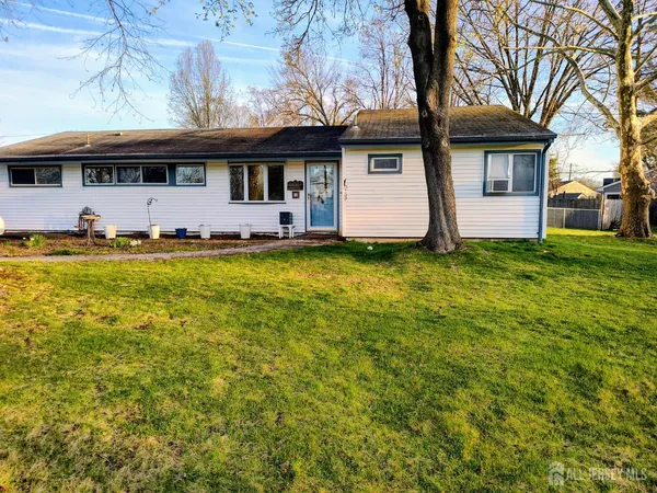 $540,000 | 1 Cambridge Road, Kendall Park, NJ 08824