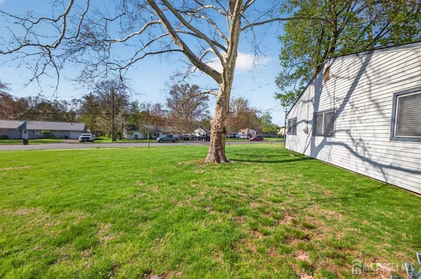 $540,000 | 1 Cambridge Road, Kendall Park, NJ 08824