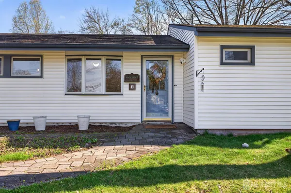 $540,000 | 1 Cambridge Road, Kendall Park, NJ 08824